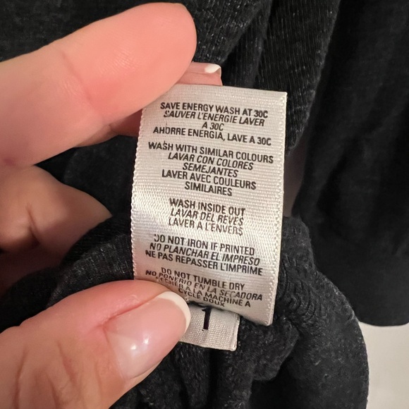 Cute Sundry Sweatshirt dress with pockets size 1 small  of Charcoal Gray EUC - Picture 5 of 6